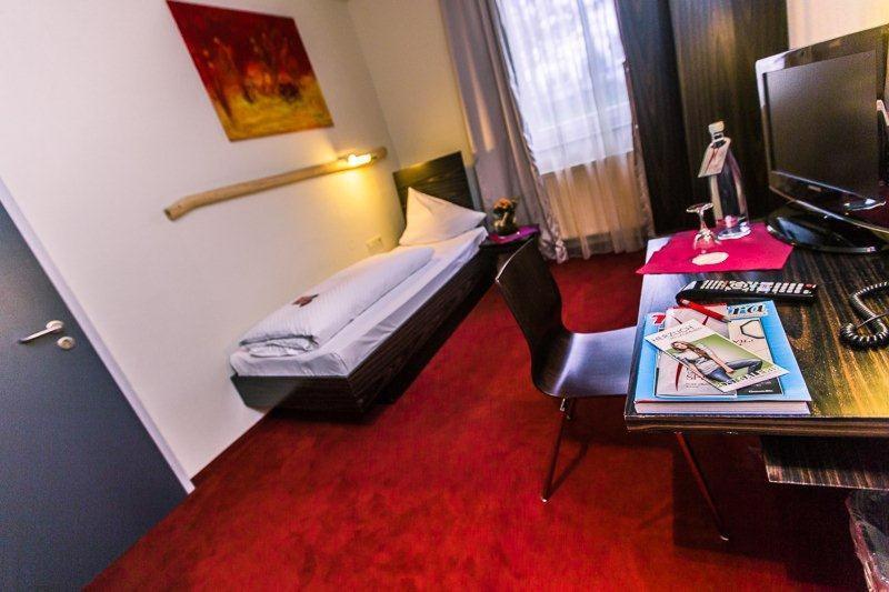 Hotel Speyer Am Technik Museum Exteriör bild