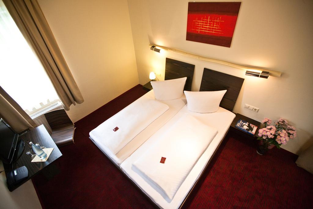 Hotel Speyer Am Technik Museum Rum bild